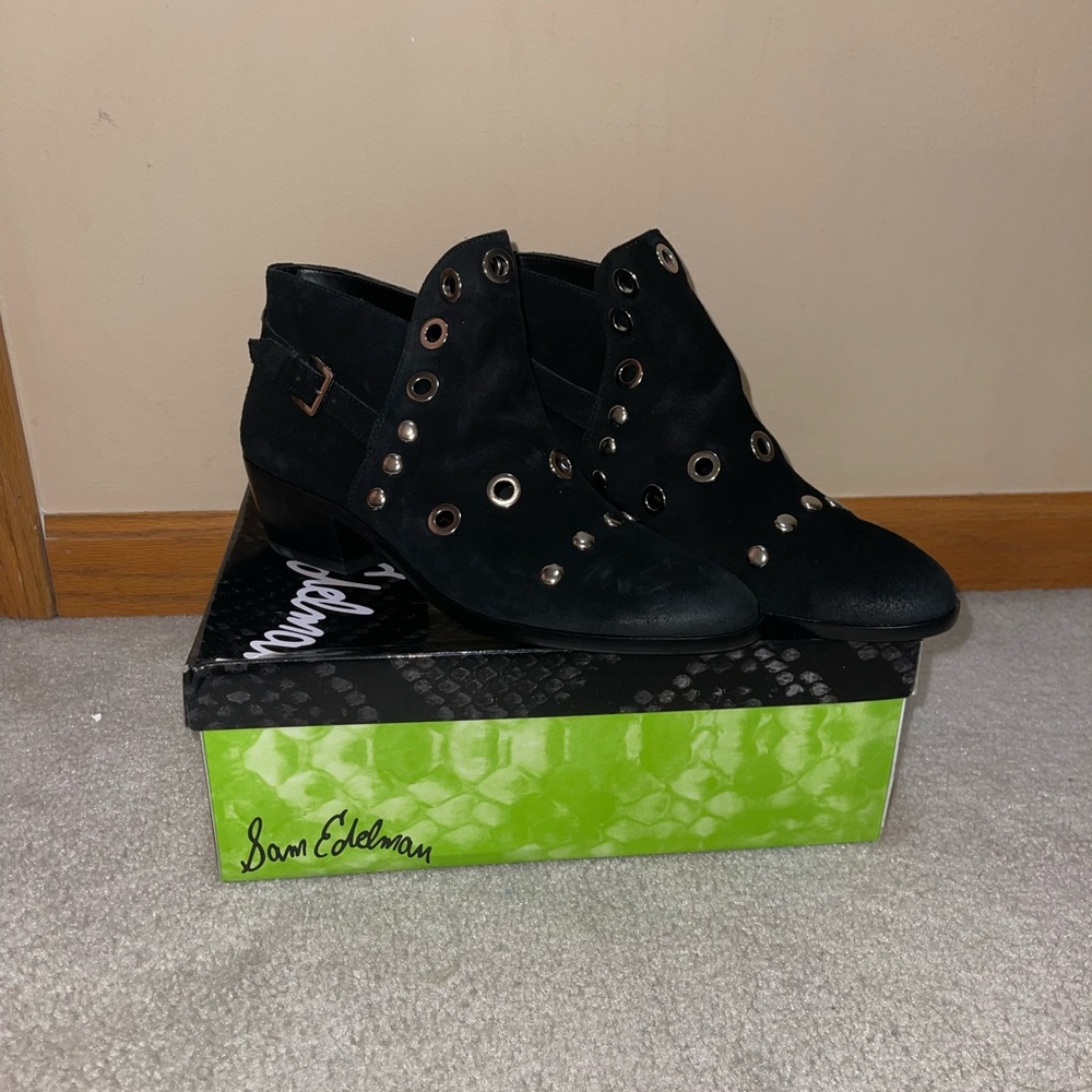 SAM EDELMAN Booties